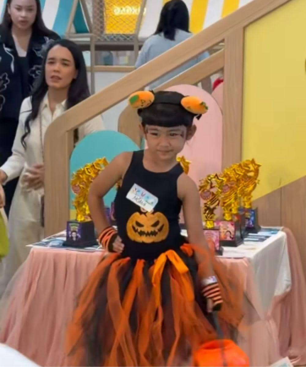Ember pumpkin jadi aksesori yang menyempurnakan tema Halloween