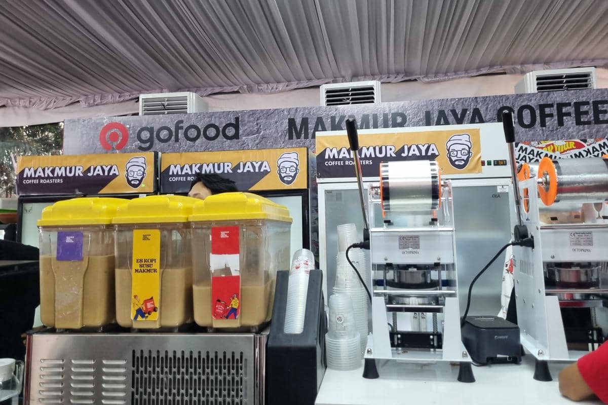 Jajanan bisa dibeli lewat Pickup maupun Delivery