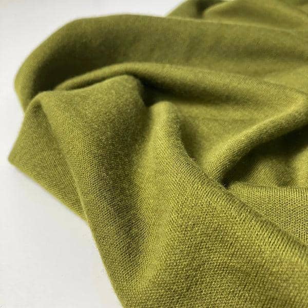 bahan baju yang nyaman untuk ibu menyusui