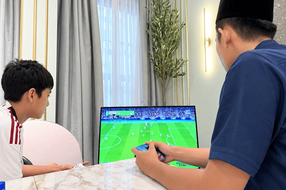 Rafathar Punya Cara Seru Habiskan Waktu 4