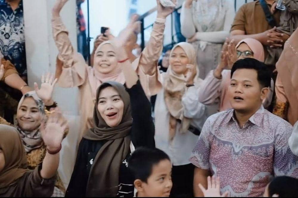 Acara berlangsung meriah hingga selesai