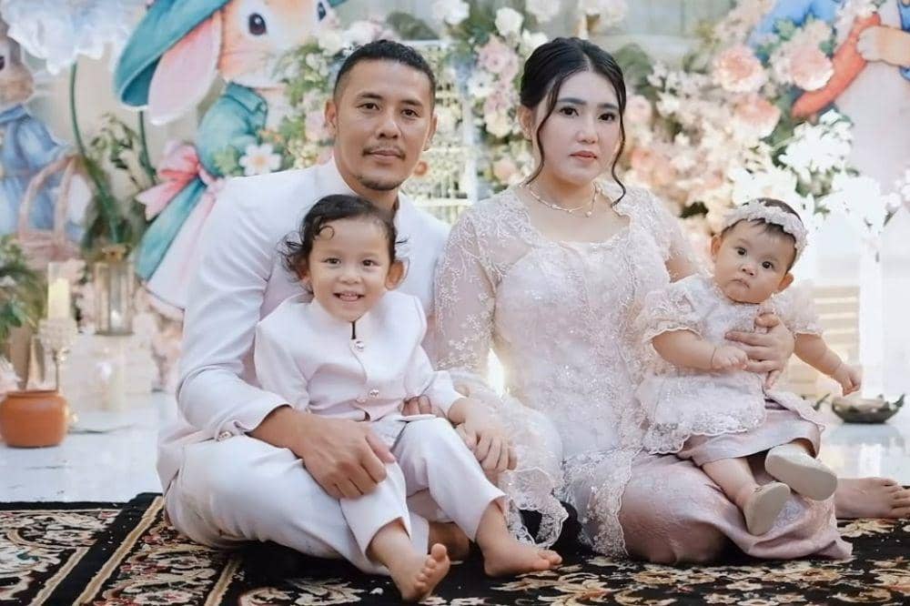 Momen Tedak Siten Shazza Anak Kedua Via Vallen dan Chevra Yolandi
