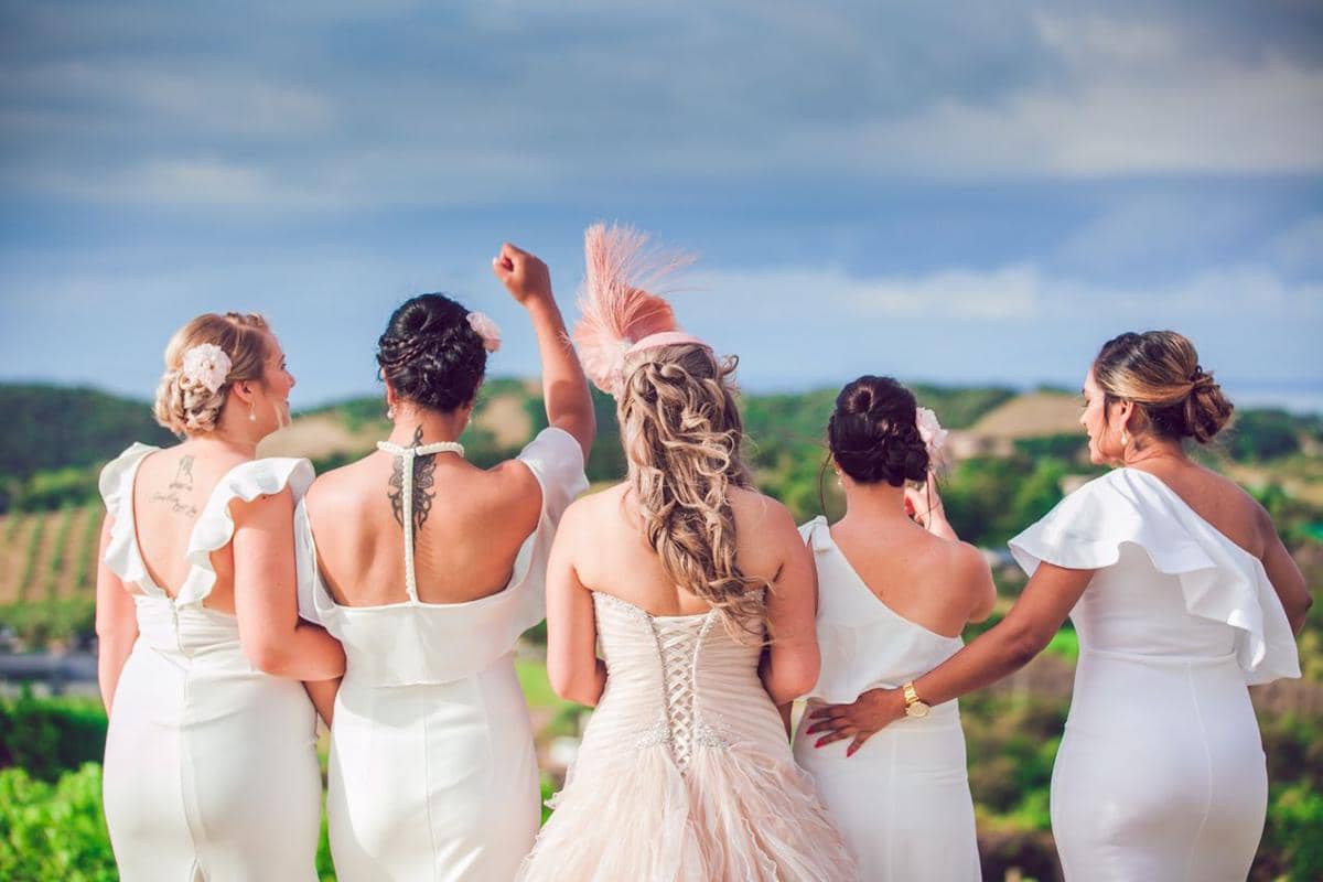 7 Gaya Rambut Bridesmaid yang Cocok untuk Semua Model Gaun