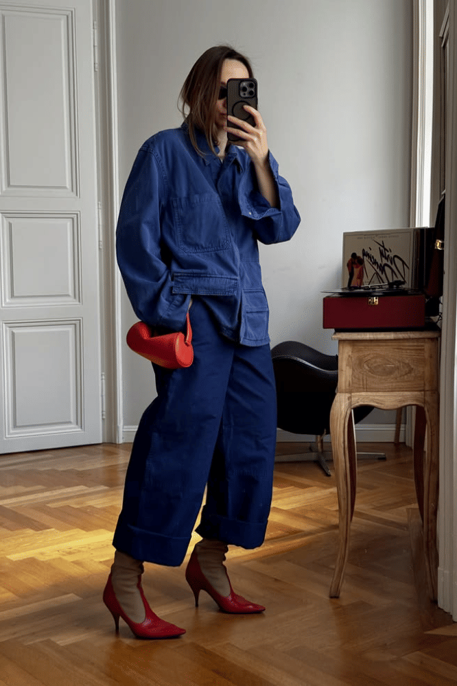One Set Dark Royal Blue dan Aksesori Cherry