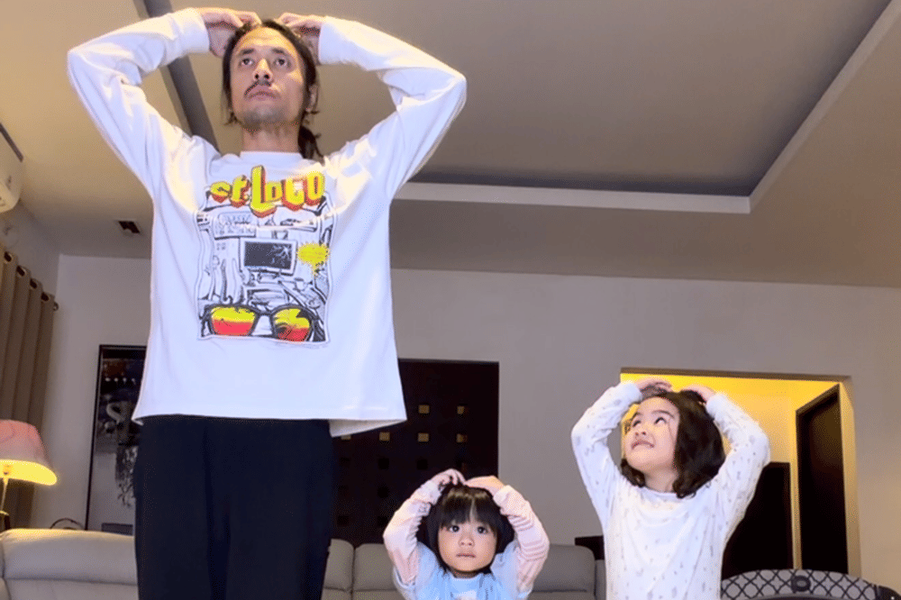Ikuti Tren BLACKPINK, Marcello Tahitoe Dance Bareng Darah dan Dunia